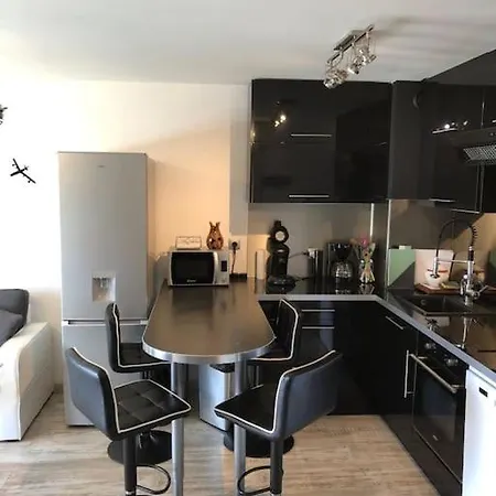 Bord Canal Tranquillite Demain Nous Appartient Apartman Sète